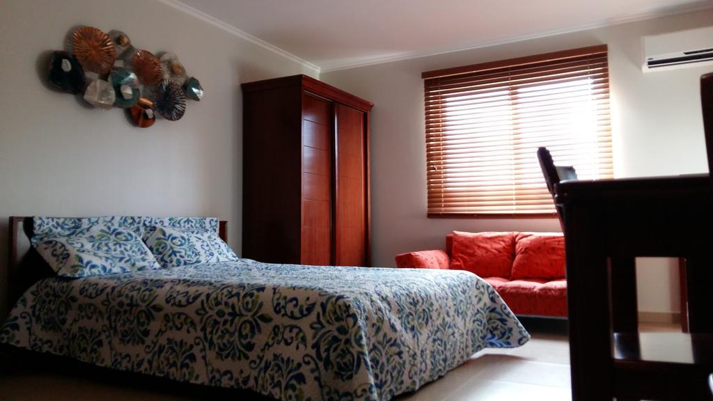 Dorado Eagle Beach Hotel Oranjestad Eksteriør billede