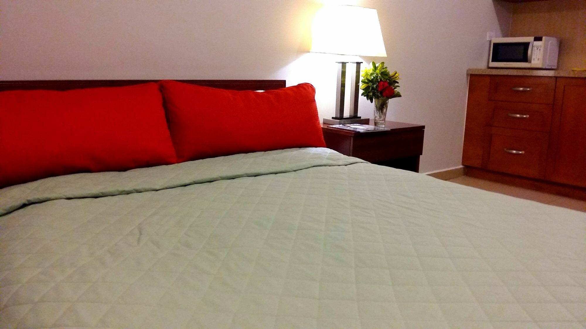 Dorado Eagle Beach Hotel Oranjestad Eksteriør billede